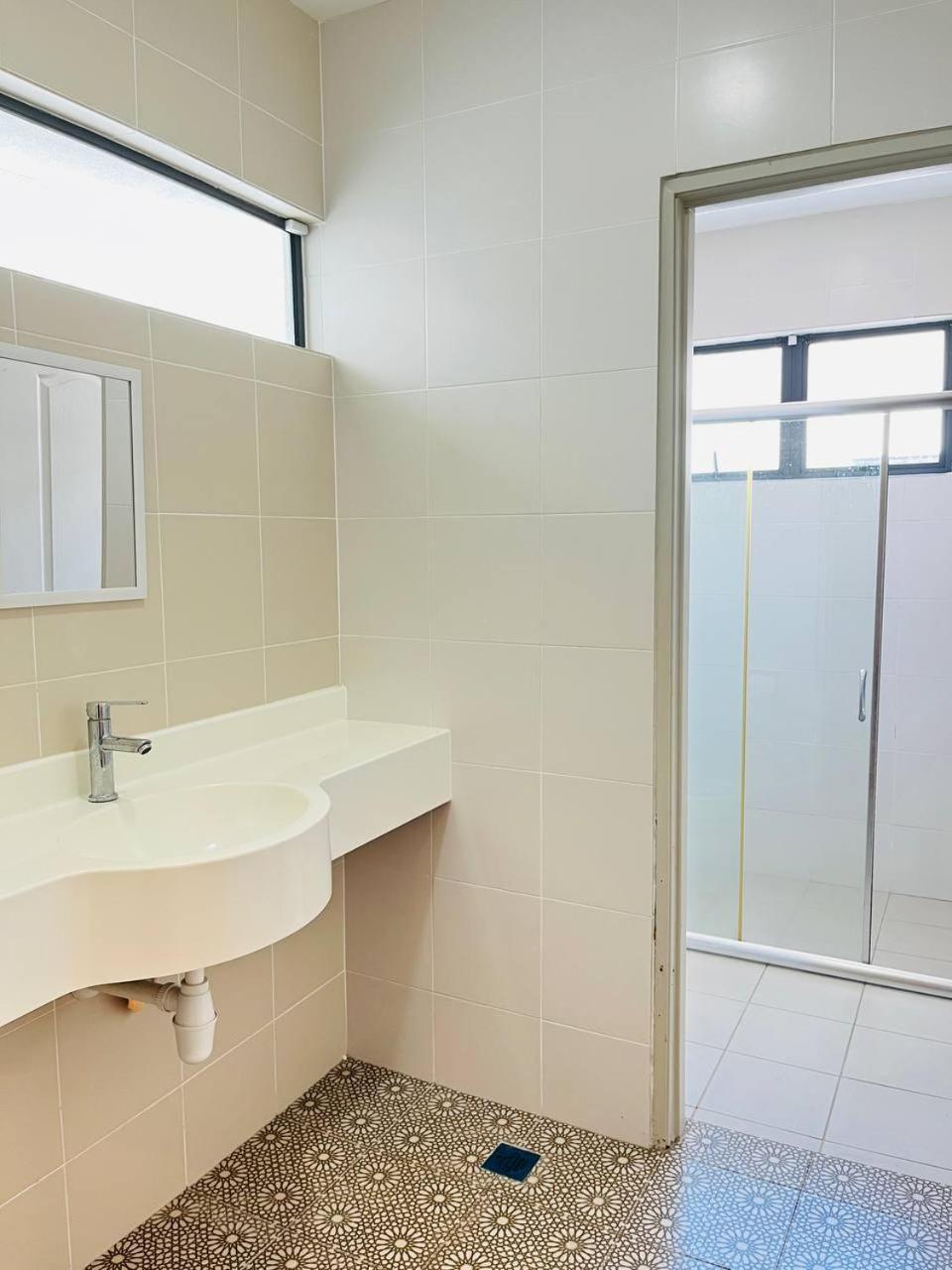 Sofea Mutiara Homestay Ипох Экстерьер фото
