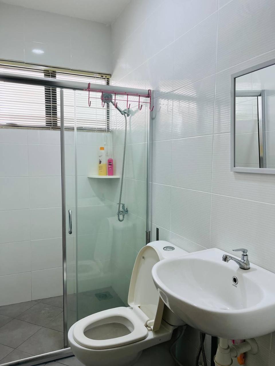 Sofea Mutiara Homestay Ипох Экстерьер фото