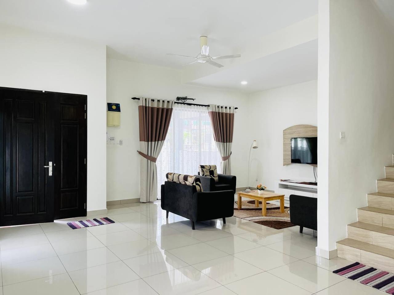 Sofea Mutiara Homestay Ипох Экстерьер фото