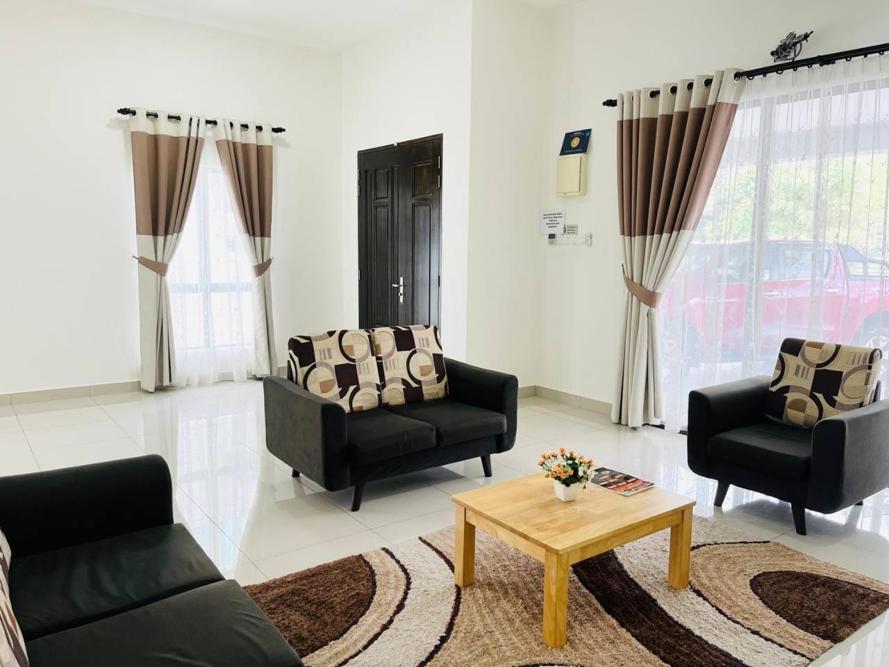 Sofea Mutiara Homestay Ипох Экстерьер фото
